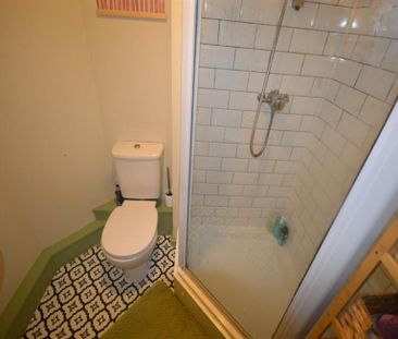 2 Bedroom Apartment To Let - Photo 3