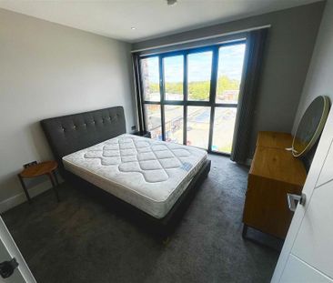2 bedroom flat to rent - Photo 5