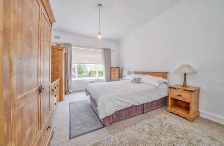 Montford Avenue, Kingspark, G73 - Photo 5