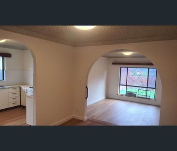 6b Lindsay Avenue, Valley View, SA 5093 - Photo 6