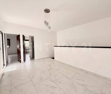 AMPLIA CASA EN RENTA - RESIDENCIAL LA RIOJA - UBICACION ESTRATEGICA - Photo 3