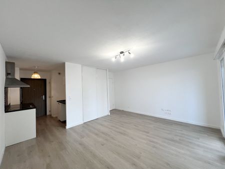 Location Appartement 1 pièce 31m² AJACCIO 20090 - Photo 2