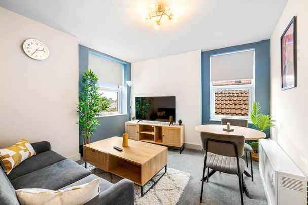 1 bedroom apartment to rent - Photo 1