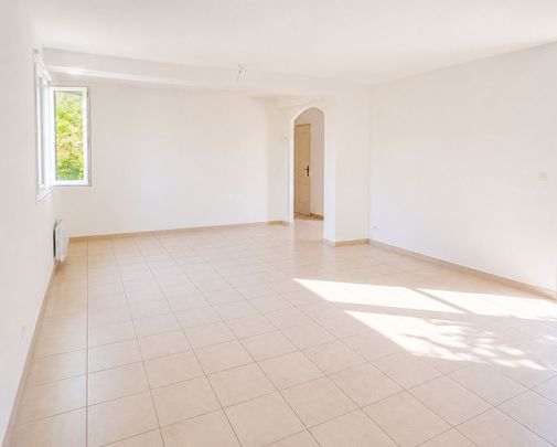Location Maison 4 pièces 100m² - Photo 1