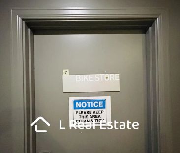 “Beautifully Presented Fully Furnished Studio in Prime Location” - Photo 3
