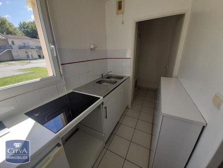 Location Appartement 3 pièces 55m² BEAUNE LES MINES 87280 - Photo 3