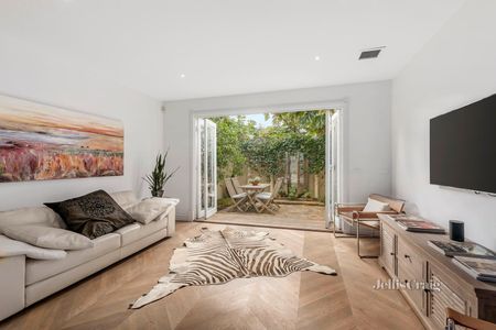 61 Lang Street, South Yarra - Photo 5