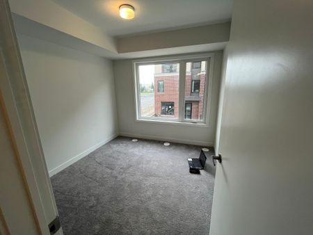 For Lease - 3409 Ridgeway Drive Unit# 3, Mississauga, Ontario - Photo 4