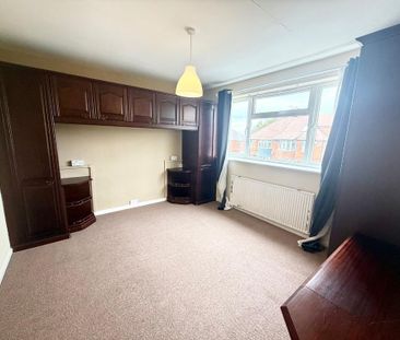 3 bedroom semi-detached house to rent - Photo 5