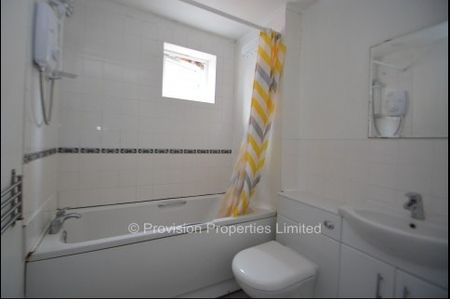 1 Bedroom Apartments in Leeds - Photo 5