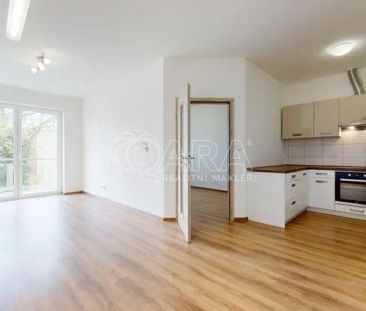 Dlouhodobý pronájem bytu 2+kk s balkonem, U Štěpánků, Hořovice - Photo 2