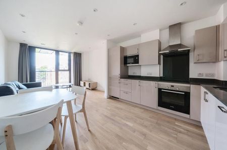 2 bedroom apartment to rent - Photo 3