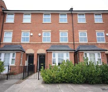 4 bedroom property to rent in Salford - Photo 4