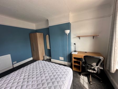 6 bedroom house - Photo 4