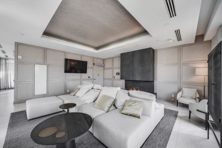 For Lease - 3265 Carding Mill Trail Unit# 218, Oakville, Ontario - Photo 2