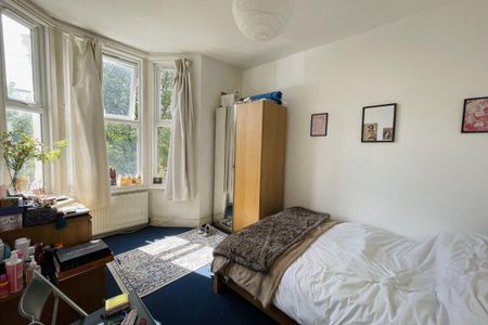 Tasman Road, LONDON - Photo 5