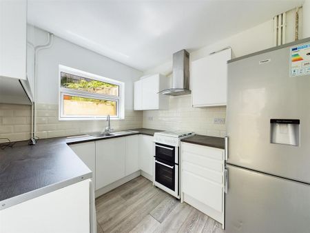 2 bedroom house to rent - Photo 3