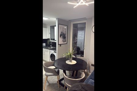 2 Bed Flat, New Providence Wharf, E14 - Photo 2