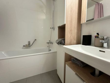 SUBLET – Beautiful furnished apartment of 7.5p / 4 CHB / Balcony - Foto 4