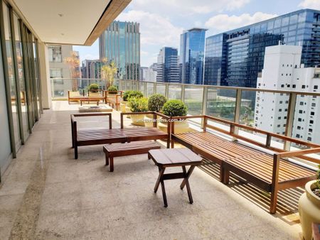 Itaim Bibi: 2 Suítes | 2 Vagas | 101m² úteis - Photo 2