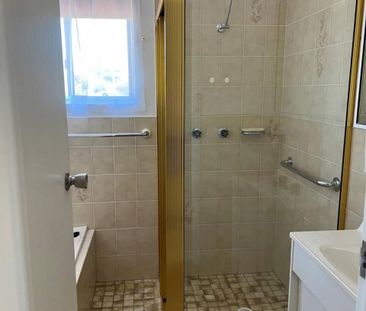 WALKING DISTANCE TO TOWN! - Photo 4