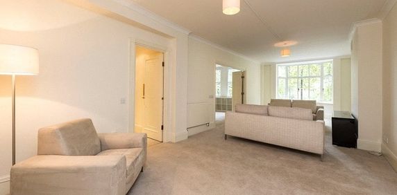 5 bedroom conversion flat with 1 reception and 5 bathrooms in St Johns Wood, NW8 - Photo 2