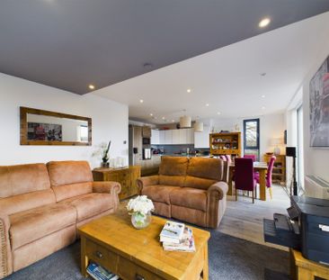 The Brook House, Hatherley Road, Cheltenham, GL51 - Photo 3
