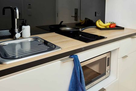 Signature Plus Studio, Double Bed, High Floor - Photo 3