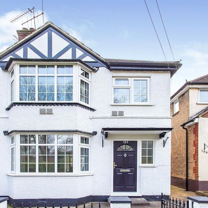 3 bedroom semi-detached house to rent - Photo 1