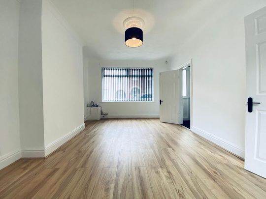 3 bedroom terraced house to rent - Photo 1