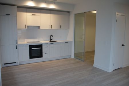 For Lease - 1 Quarrington Lane Unit# 1014, Toronto, Ontario - Photo 2