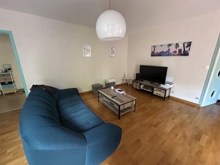 Location Appartement 5 pièces 106m² FLERS 61100 - Photo 2