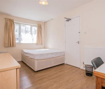 5 bedroom detached house to rent - Photo 6