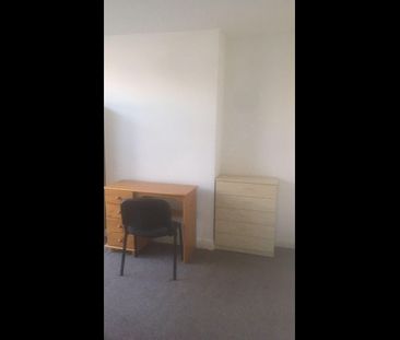 Room in a Shared House, Horfield, BS7 - Photo 5