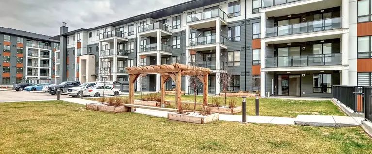 Luxurious 2 Bedroom, 2 Bath condo | 15 Sage Meadows Landing Northwest, Calgary - Photo 1