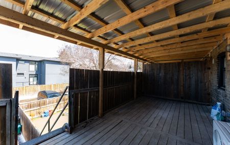 For Lease - 484A Cosburn Avenue, Toronto, Ontario - Photo 5