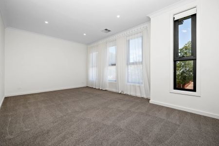 18B Hallett Avenue, Tranmere. - Photo 4