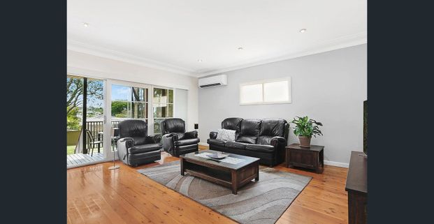 Ideal Family Home - Photo 1