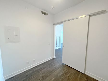 For Lease - 88 Queen Street Unit# 4815, Toronto, Ontario - Photo 3