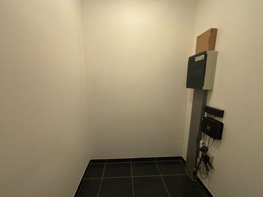 Instapklaar 1-slpk appartement nabij centrum Hasselt - Foto 1