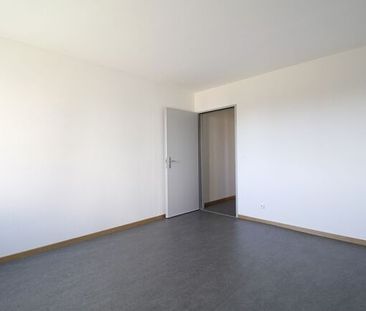 Modern 4.5-room apartment in a quiet residential area - Photo 4