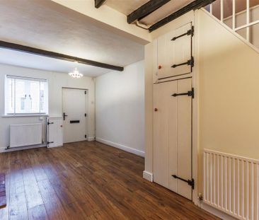 2 bedroom terraced house to rent - Photo 2