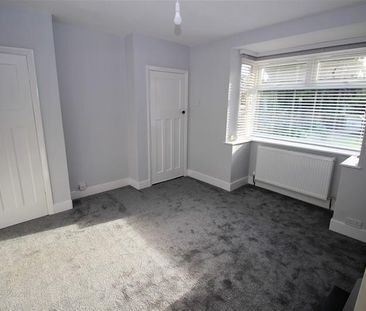 2 bedroom semi-detached house to rent - Photo 5
