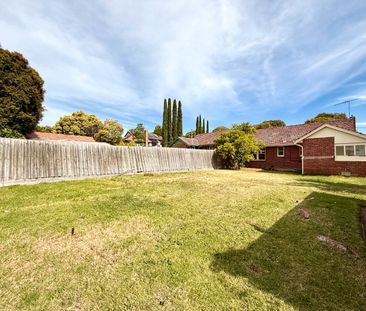 24 Union Street, Preston West VIC 3072 - Photo 1