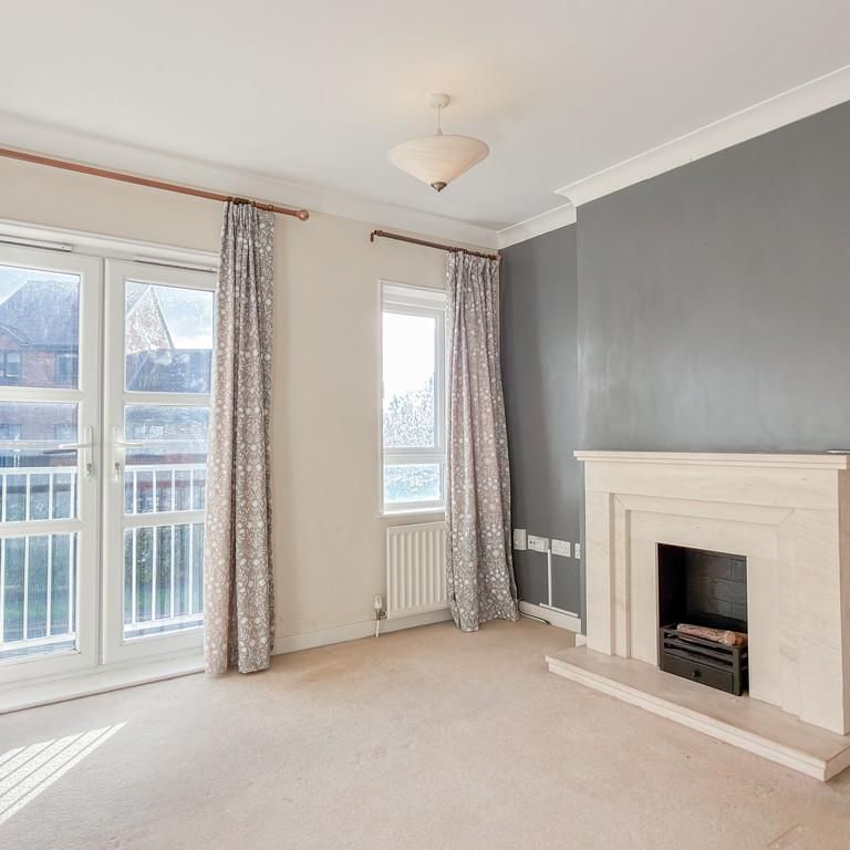 4 bedroom townhouse to rent - Photo 1