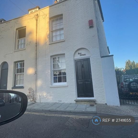 3 bedroom terraced house to rent - Photo 2