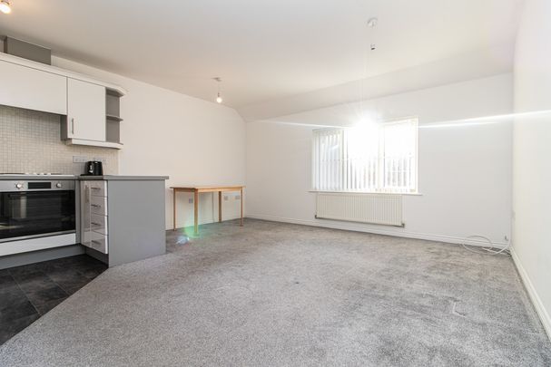 Watkins Square Llanishen, CF14 5FL, Cardiff - Photo 1