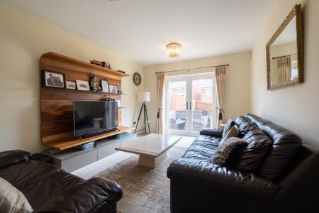 4 bedroom detached house to rent - Photo 4