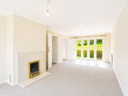 Chandos Road, Stroud, GL5 3PH - Photo 2