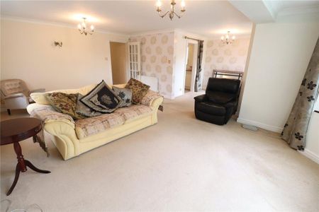 3 bedroom apartment to rent - Photo 3